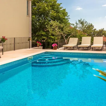 Biston * Baška Voda